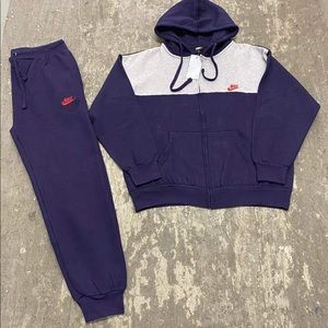 Nike Sweatsuit
